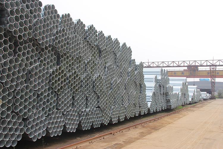 Galvanized steel pipe